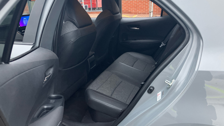 Toyota Corolla 1.8 VVT-i Hybrid Design 5dr CVT Hybrid Hatchback